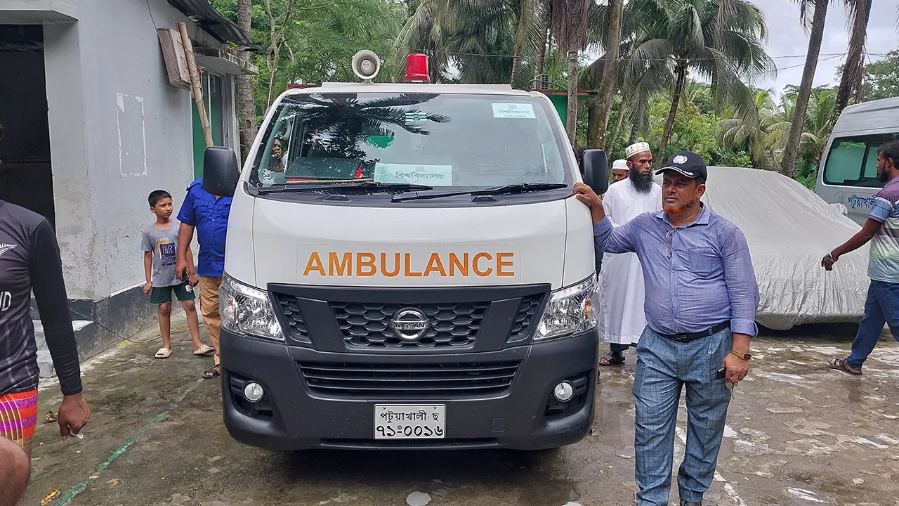 পবিপ্রবির দেয়াল ধসে প্রাণ গেল এক শ্রমিকের — হতাহতের মর্মান্তিক ঘটনা