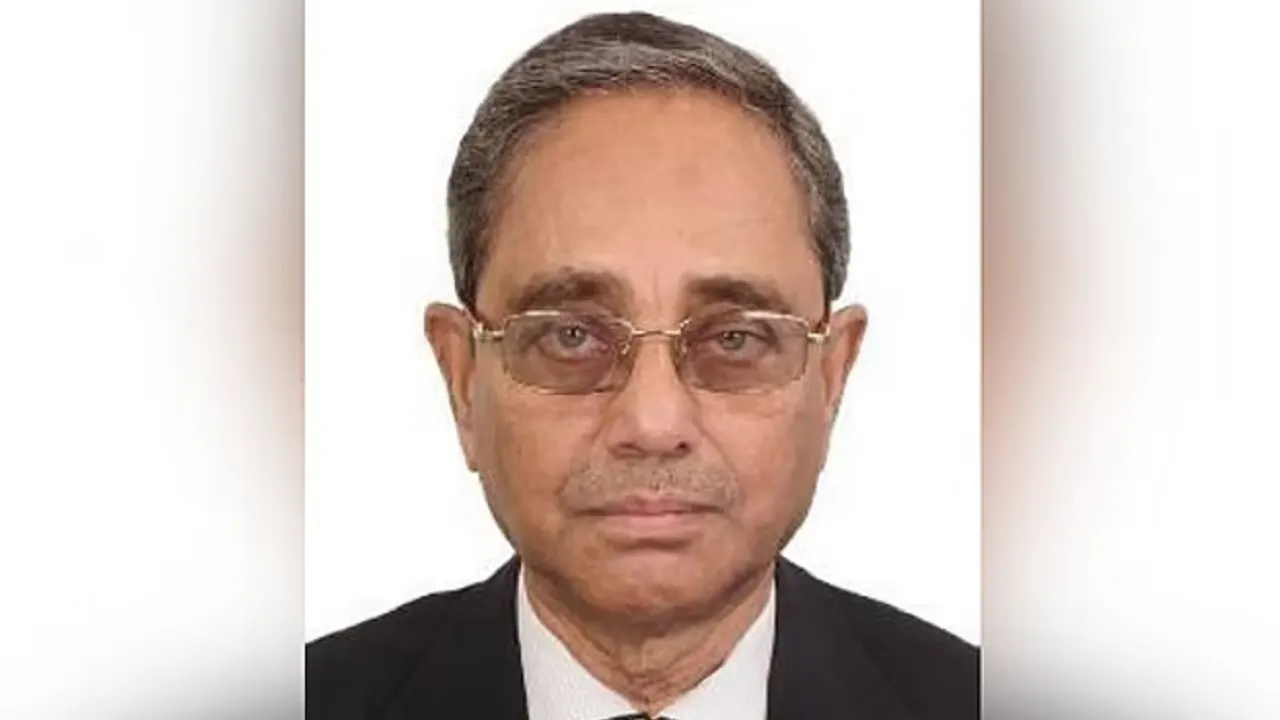 এবার বিমানবন্দর দিয়ে সিঙ্গাপুরে পালিয়ে গেলো শেখ হাসিনার চাচা