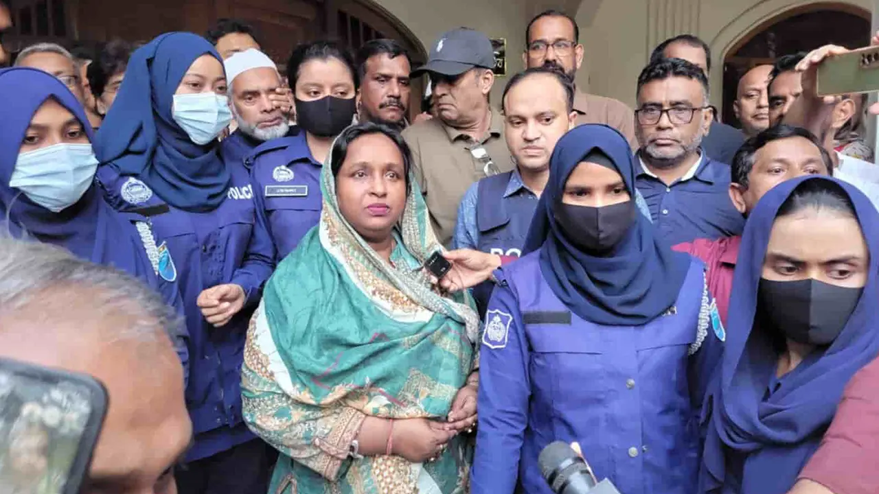 আইভীর বিরুদ্ধে তদন্ত জোরদারে ফের দু’দিন রিমান্ডে নেওয়া হলো