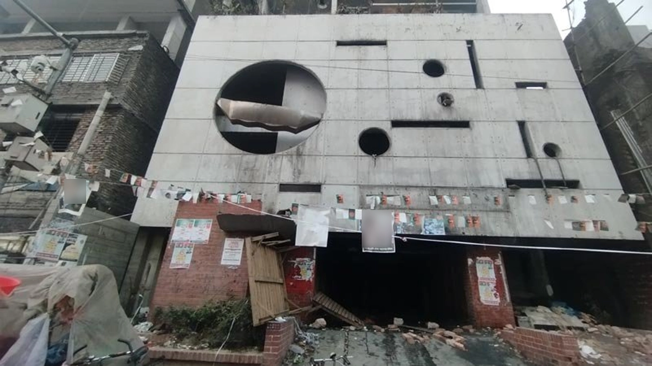 ঢাকায় আ.লীগের গোপন বৈঠক থেকে সেনাবাহিনীর মেজরসহ গ্রেপ্তার ২২