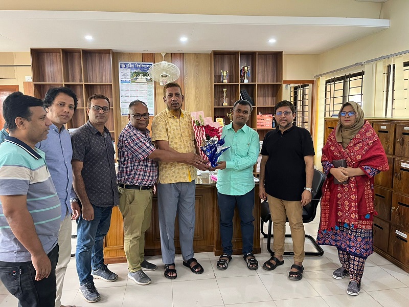 বিশ্বের শীর্ষ ২ শতাংশ বিজ্ঞানীর এক তালিকায় কুবি শিক্ষক