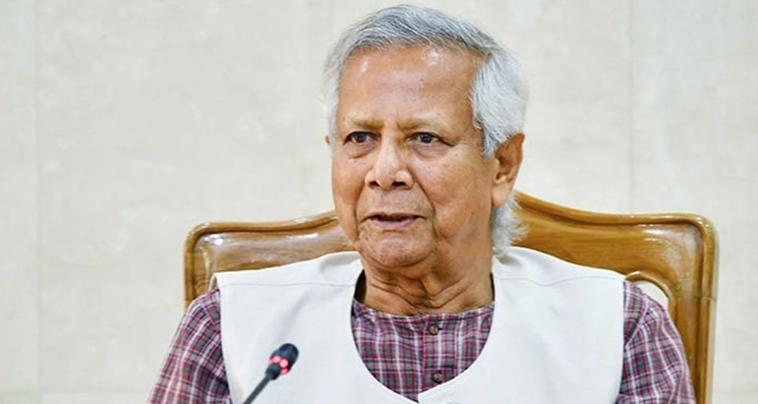 জাতীয় সংসদ নির্বাচনের দিন গণভোট: প্রধান উপদেষ্টা