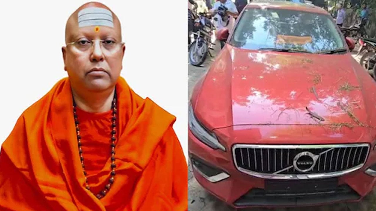 ‘দিল্লির বাবার’ বিরুদ্ধে ১৭ ছাত্রীকে যৌন হয়রানির অভিযোগ
