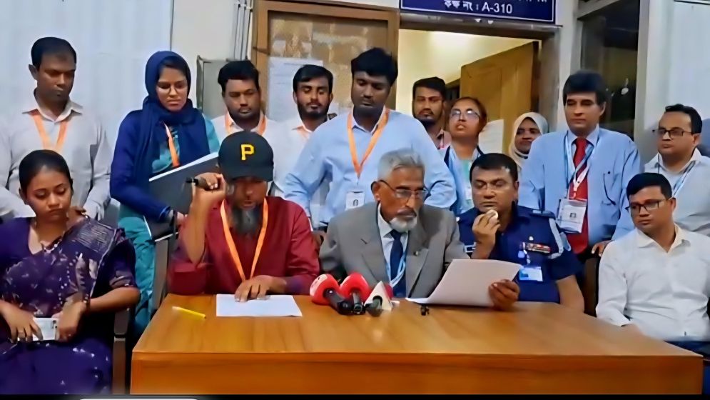 গকসুর ফল ঘোষণা: ভিপি ইয়াছিন জিএস রায়হান