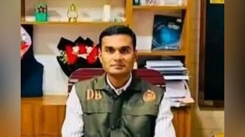 বগুড়ায় ডিবির ওসিসহ তিন কর্মকর্তা ক্লোজড