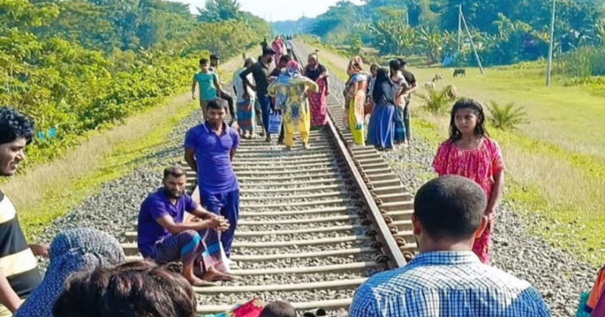 টুঙ্গিপাড়া এক্সপ্রেসে কাটা পড়ে তরুণের মৃত্যু