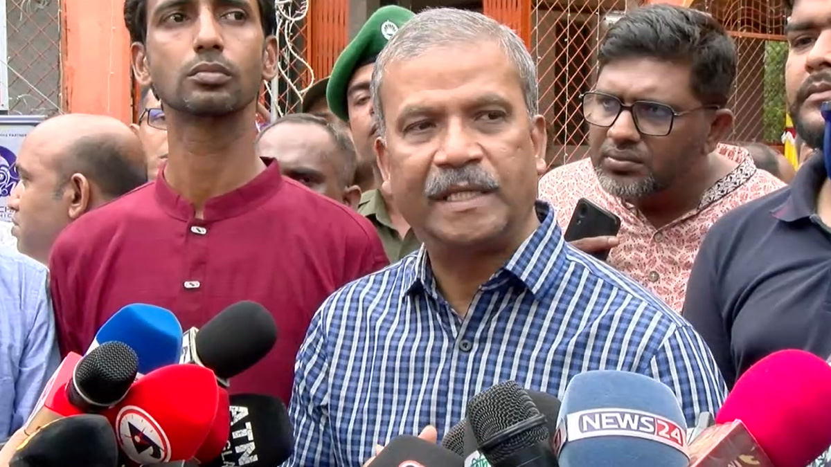 জুলাই সনদ বাস্তবায়নের অগ্রগতিতে কাটবে নির্বাচনের সংশয়: আসিফ নজরুল