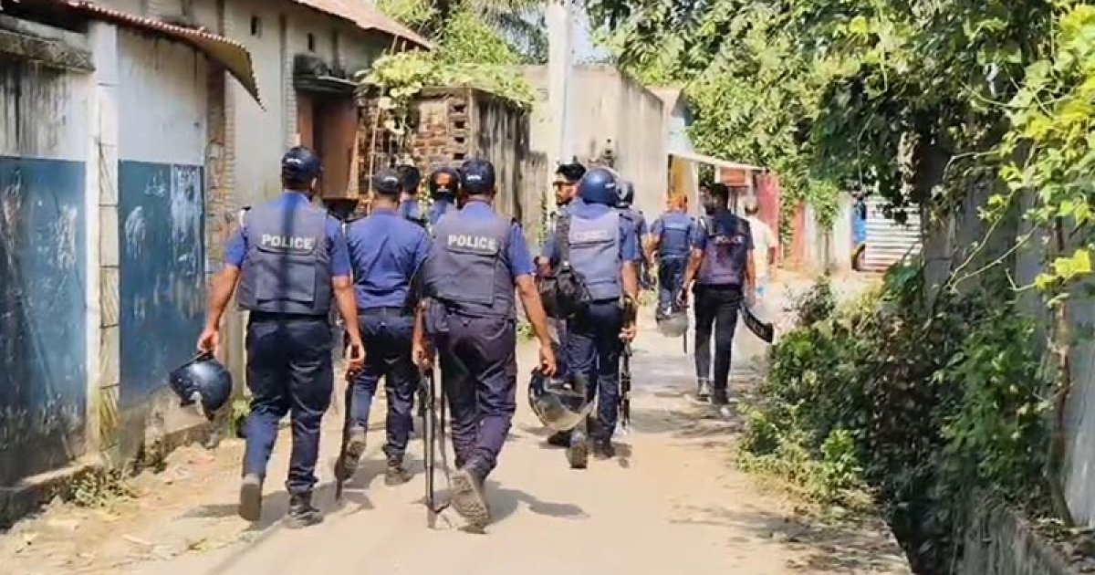 মায়ের দাফন নিয়ে দুই গ্রুপে বিভক্ত ভাইদের সংঘর্ষ, একজন নিহত