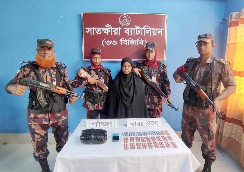 সাতক্ষীরায় বিজিবির অভিযানে মাদকসহ নারী আটক