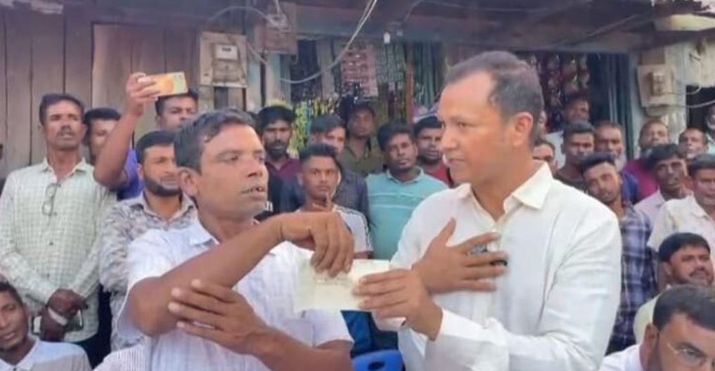 কর্মীর দেওয়া সেই ১০ লাখ টাকার চেক ফেরত দিলেন বিএনপি নেতা কামরুল