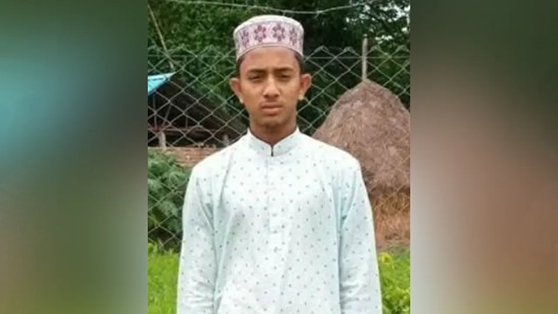 খেজুর গাছ থেকে পড়ে শিবির নেতার মৃত্যু