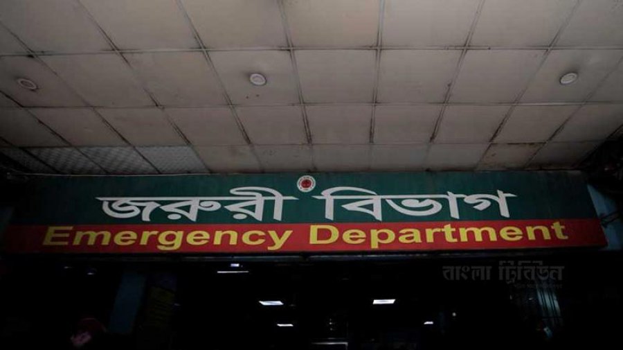 চকবাজারে ঠেলাগাড়ি শ্রমিকের প্রাণ কেড়ে নিল কারা প্রিজনের ট্রাক