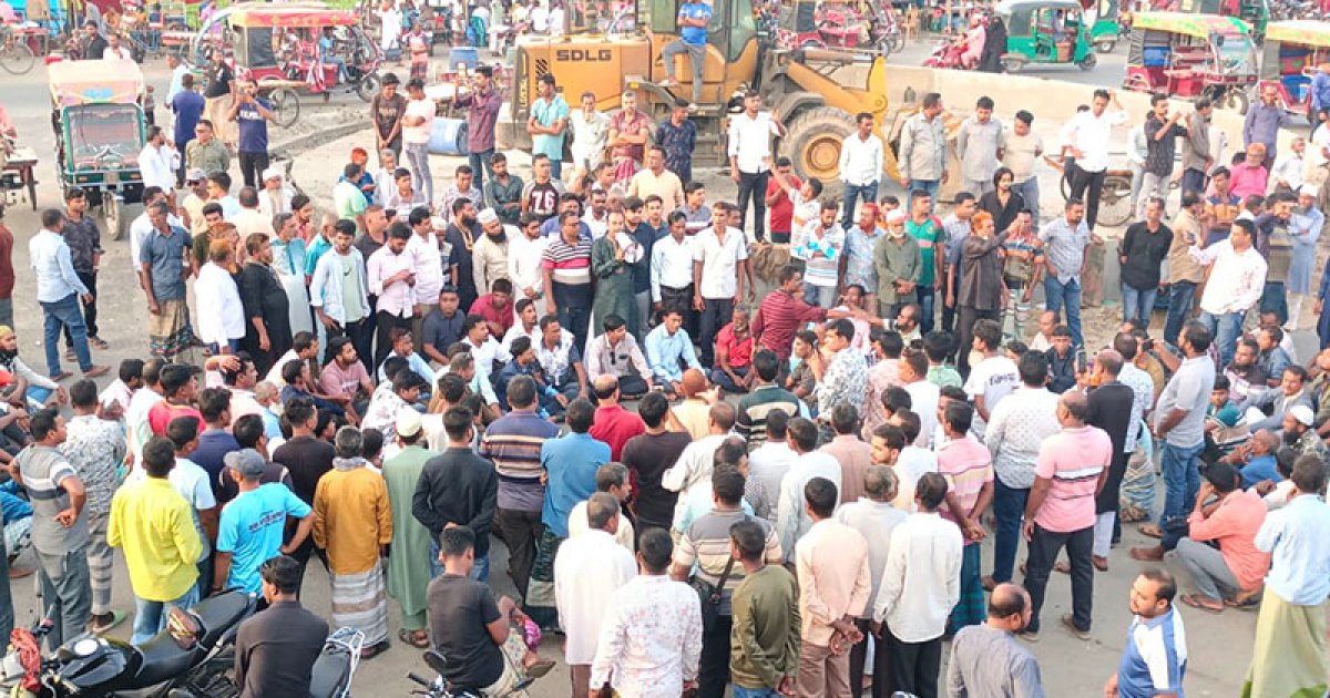 নওগাঁ-৪ আসনে বিএনপি মনোনীত প্রার্থীকে প্রত্যাহারের দাবি