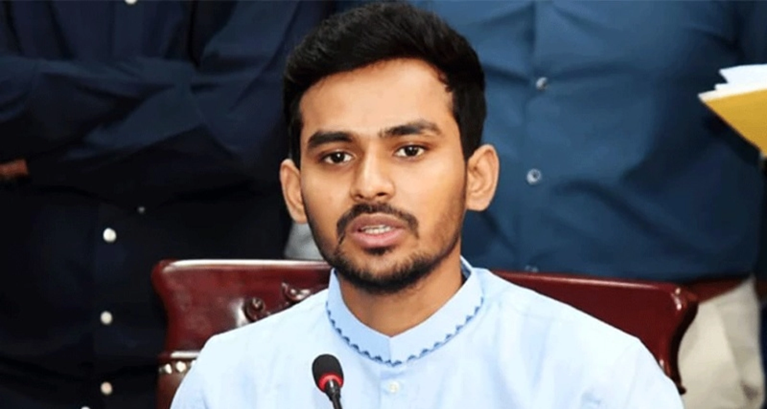 হাসিনার সন্তানদেরকে পুনর্বাসনের চেষ্টা করলে ১১ দলীয় জোটসহ জনগণ প্রতিহত করবে : আসিফ মাহমুদ