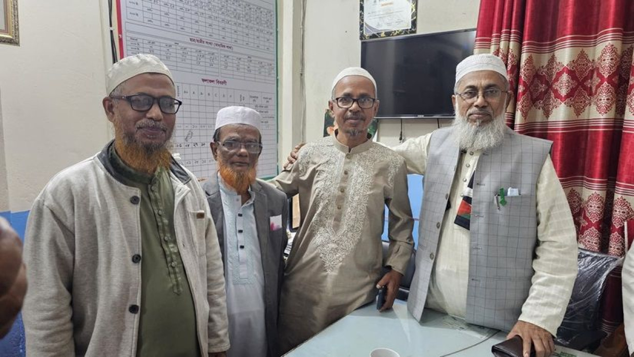 ‘আমার হুজুর সত্যিই খালিদ বিন ওয়ালিদের উদাহরণ তৈরি করলেন!’: জামায়াত প্রার্থী সাংবাদিক নোমান