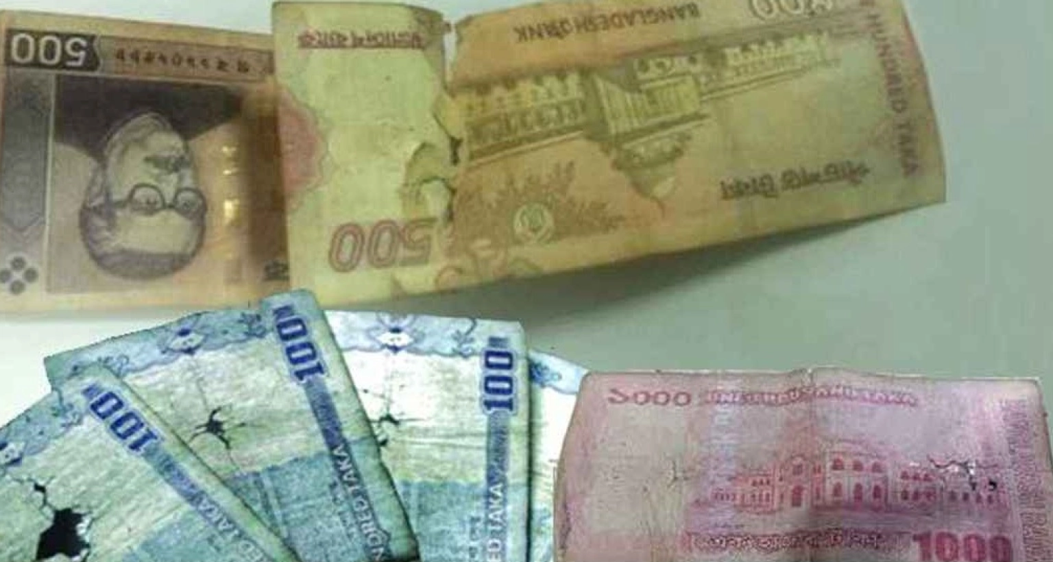 ছেঁড়া-ফাটা নোট নিতে না চাইলেই ব্যবস্থা