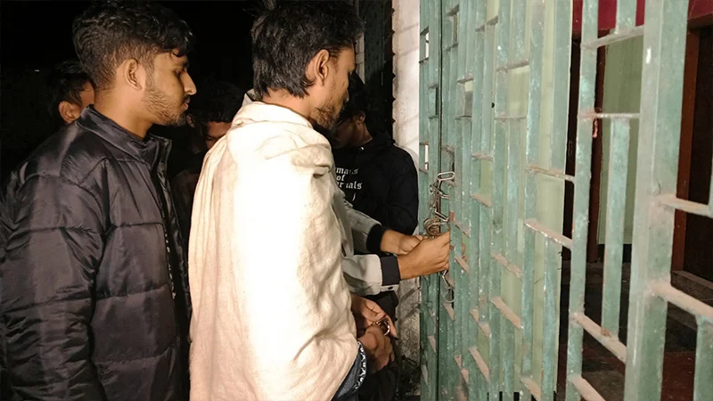 গাইবান্ধায় এনসিপির কার্যালয়ে তালা, আহ্বায়কের পদত্যাগ দাবি