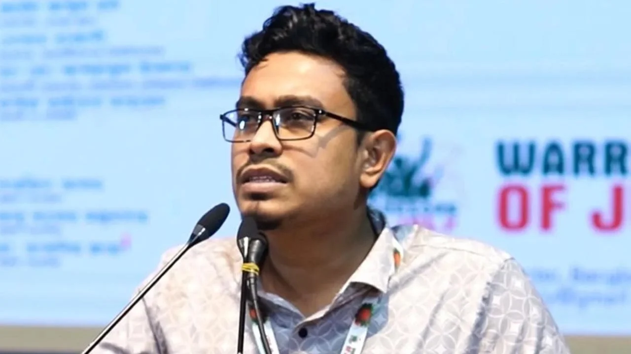 সম্মেলন ঘিরে সাদিক কায়েমের পোস্ট: আওয়ামী সন্ত্রাসীরা গুপ্তহত্যার পথ বেছে নিয়েছে, রবের কাছে দোয়া
