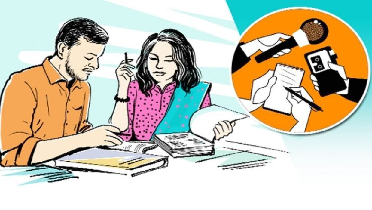 শিক্ষকতার পাশাপাশি একইসঙ্গে সাংবাদিকতা পেশায় যুক্ত থাকা ব্যক্তিদের অনুসন্ধানে জেলা শিক্ষা অফিস