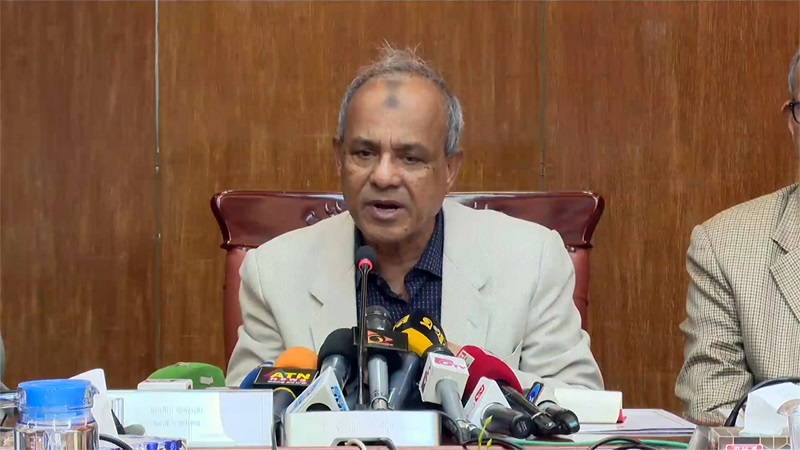 সবাই ওসমান হাদির জন্য খাস দিলে দোয়া করুন: স্বরাষ্ট্র উপদেষ্টা