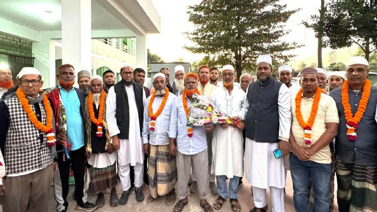 ‘তোমরা দিনে বিএনপি, রাতে জামায়াত’-এমন বাক্যে অপমানিত হয়ে বিএনপি নেতা জামায়াতে যোগ দিলেন