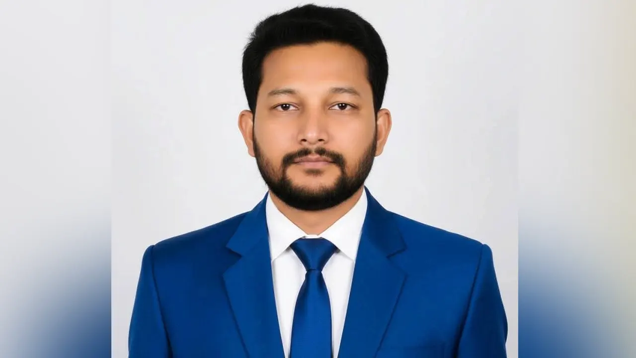 স্বেচ্ছায় পদত্যাগ করে এনসিপি থেকে প্রার্থী হলেন বিএনপি নেতা