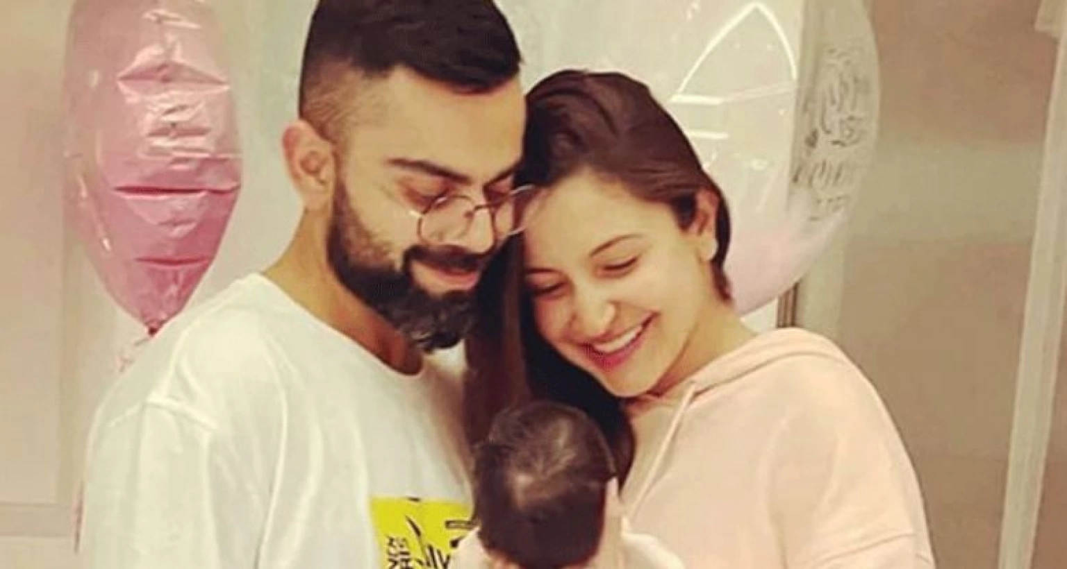 হঠাৎ কেন জীবনের এত বড় কঠিন সিদ্ধান্ত নিলেন আনুশকা!