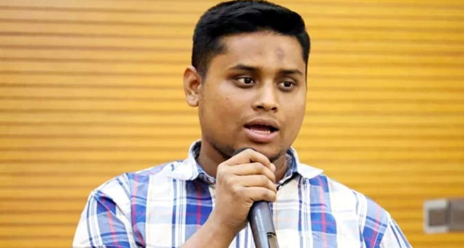 হারাম দিয়ে শুরু করে কখনও হালাল কাজ করা যাবে না: হাসনাত আব্দুল্লাহ