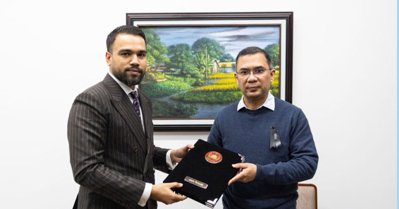 খালেদা জিয়ার মৃত্যুতে প্রধান উপদেষ্টার শোকবার্তা তারেক রহমানের কাছে হস্তান্তর