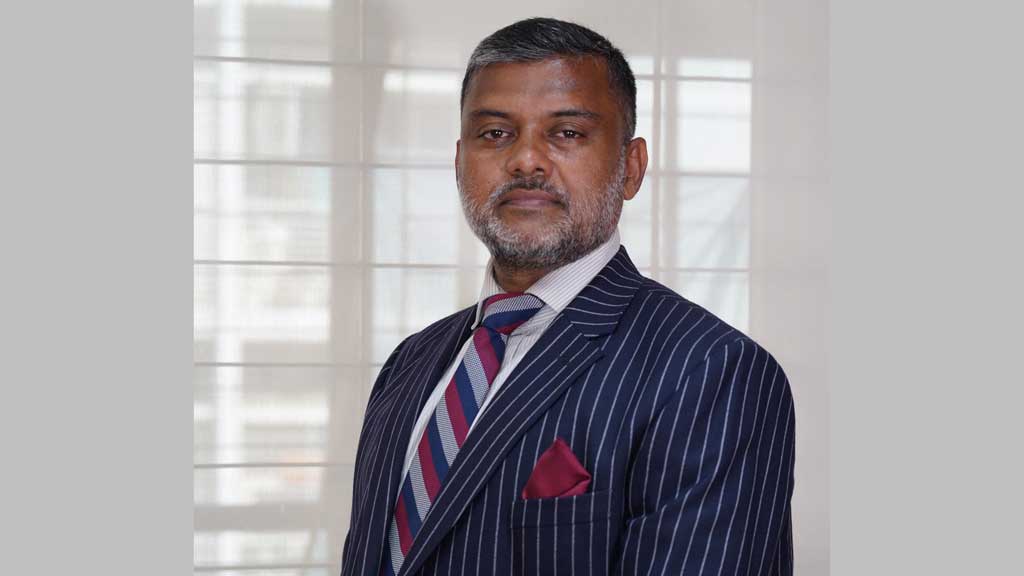 শুভানুধ্যায়ীদের দানের টাকায় নির্বাচনের ব্যয় মেটাবেন শিশির মনির, স্ত্রীর আয় তাঁর চেয়ে প্রায় দ্বিগুণ