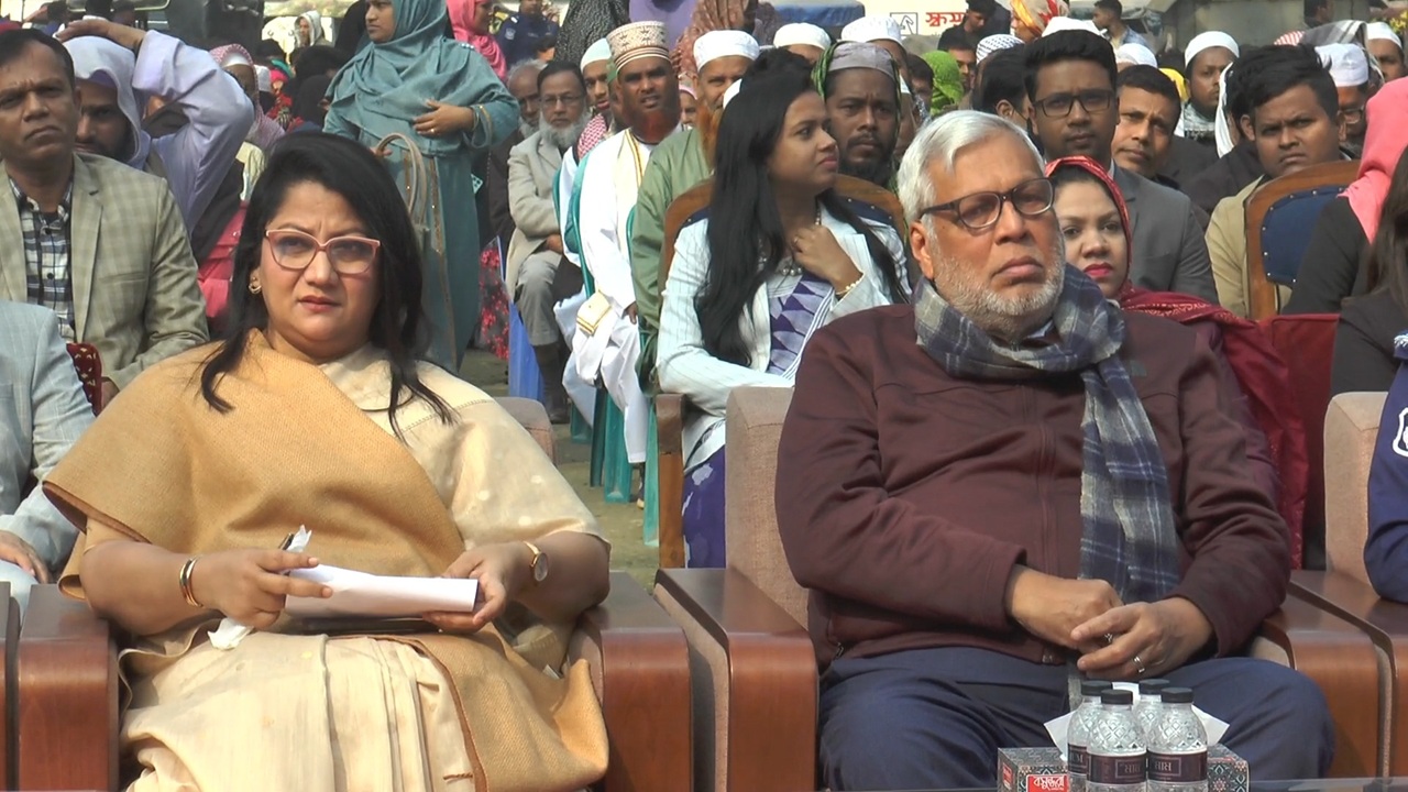 গুম-খুন বন্ধে রাজনীতি বন্ধ করতে হ্যাঁ ভোটের আহ্বান উপদেষ্টা ফাওজুল কবির খানের