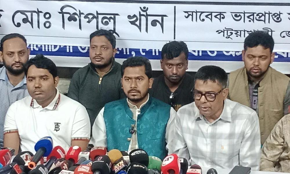 আমাদের নেতাকর্মীদেরকে বাড়ি বাড়ি গিয়ে হুমকি দেওয়া হচ্ছে : নুর