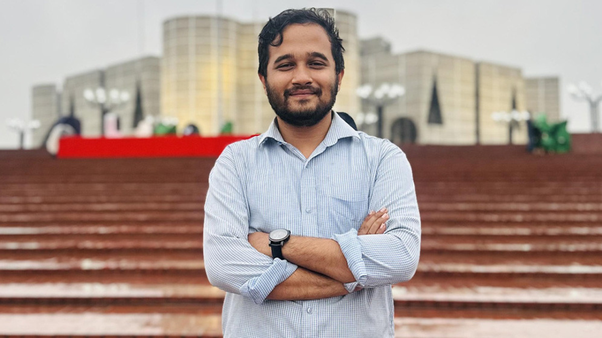রাজনীতিতে যোগদানের কারণ জানালেন স্নিগ্ধ