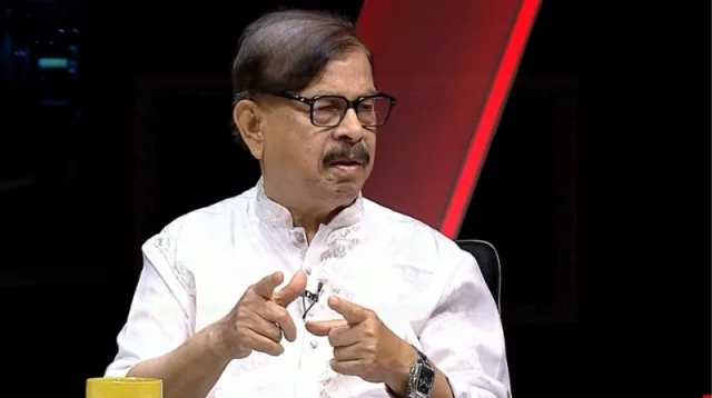 শেষ মুহূর্তে নির্বাচন থেকে সরে দাঁড়ালেন মান্না