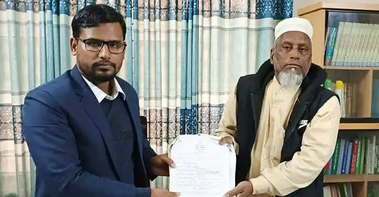 ভোটের নেশায় জায়গা জমি বিক্রি করে নিঃস্ব এমপি প্রার্থী নবাব