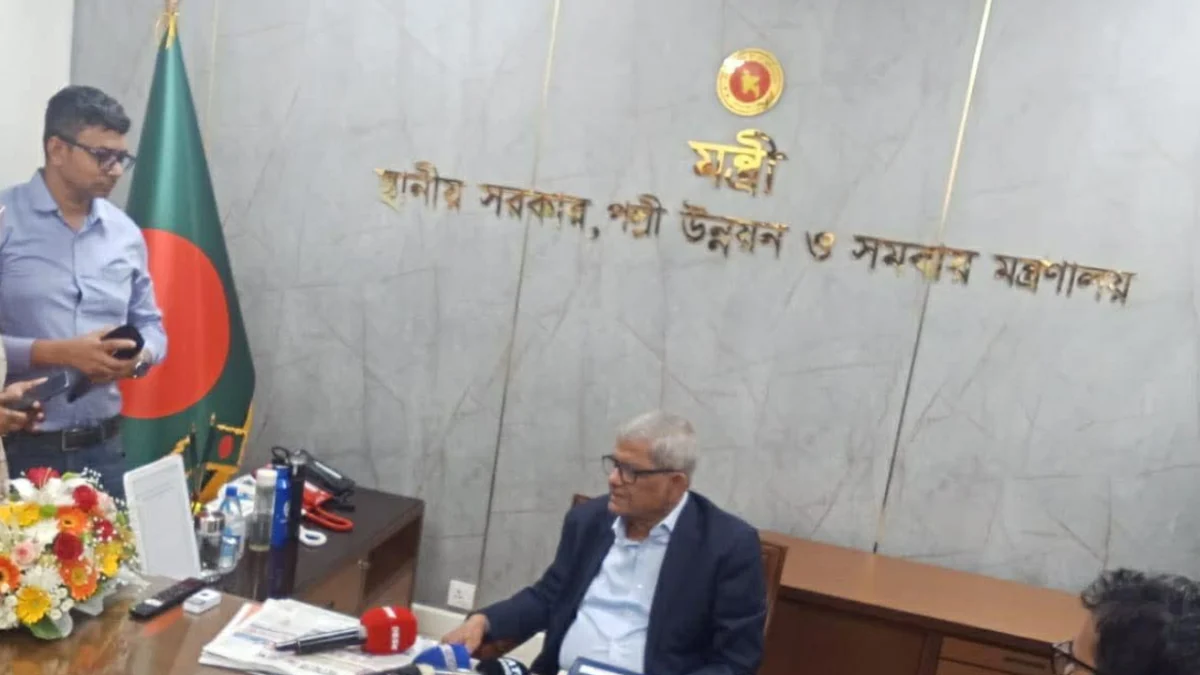 মব জাস্টিস বন্ধে ব্যবস্থা, গণতন্ত্রই সরকারের প্রধান অঙ্গীকার : স্থানীয় সরকারমন্ত্রী
