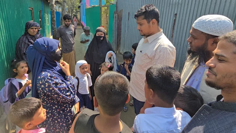 শপথ নিয়েই জুলাই শহিদ পরিবার ও আহত‌দের পাশে হাসনাত আবদুল্লাহ