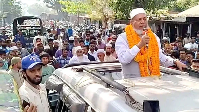 ‘চাঁদাবাজ দমনে কঠোর পদক্ষেপ নেওয়া হবে’