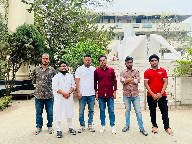 অসহায় শিক্ষার্থীকে অনার্সে ভর্তি করিয়ে দিলেন জবি ছাত্রদল নেতা শাহরিয়ার