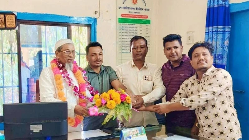 দেড় বছর পর ইউপি চেয়ারম্যানের পদে ফিরলেন আ. লীগ নেতা