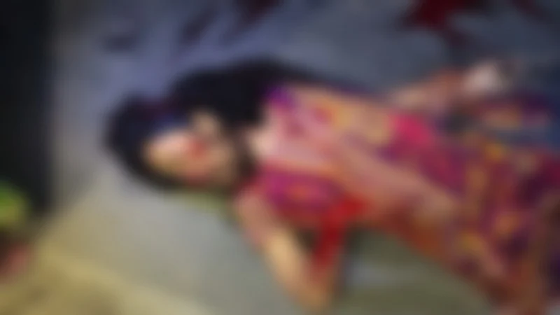 ভালুকায় বাসচাপায় অজ্ঞাত এক নারী নিহত