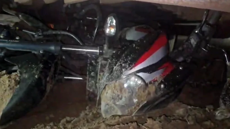 যাত্রীবাহী বাস ও মোটরসাইকেল সংঘর্ষে বিএনপি নেতা নিহত