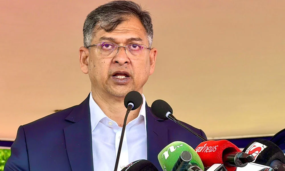 এই পোশাকে পুলিশ বাহিনী সন্তুষ্ট নয়, আগের ঐতিহ্যমণ্ডিত ফিরে পেতে সিদ্ধান্ত নেওয়া হবে : স্বরাষ্ট্রমন্ত্রী