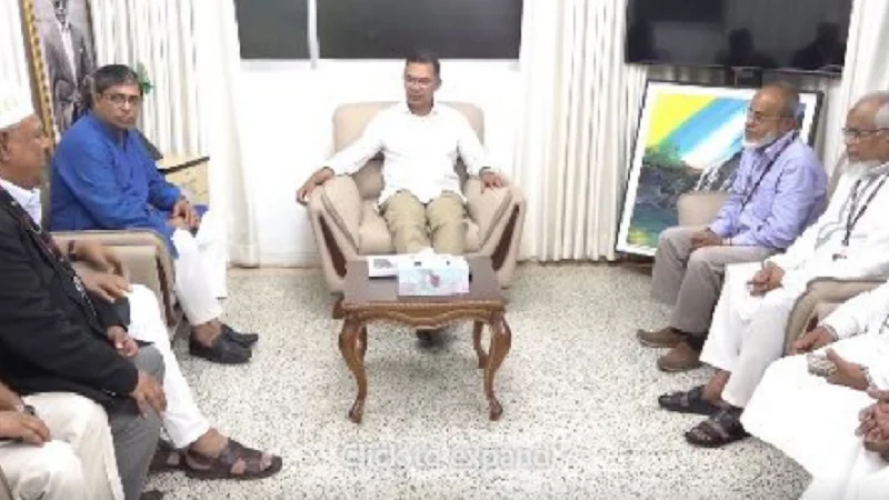 নবনিযুক্ত ১৪ জেলা প্রশাসকের সঙ্গে প্রধানমন্ত্রীর বৈঠক