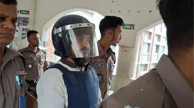 আমি শেখ হাসিনার বৈষম্যের শিকার, তাকে কেন ক্ষমতায় রাখতে চাইব: আদালতে আফজাল নাছের