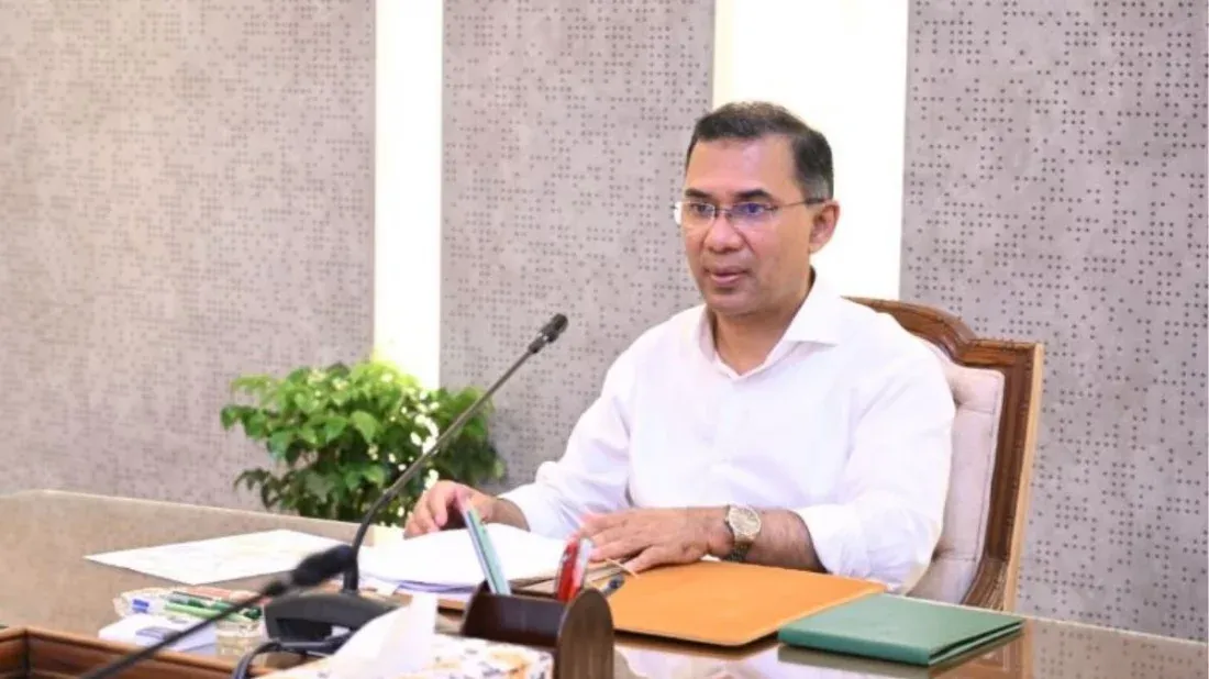 প্রধানমন্ত্রীর সঙ্গে সাক্ষাৎ করেছেন জ্বালানি মন্ত্রী এবং প্রতিমন্ত্রী