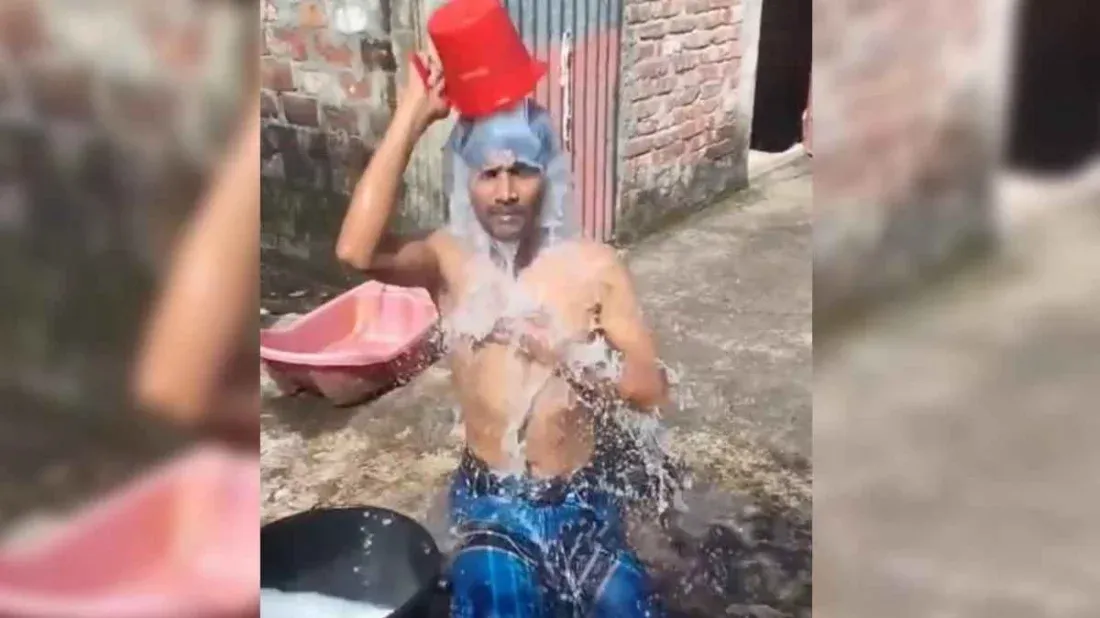বউ প্রেমিকের বাড়িতে অনশনে, দুধ দিয়ে গোসল করে সম্পর্কের ইতি টানলেন স্বামী