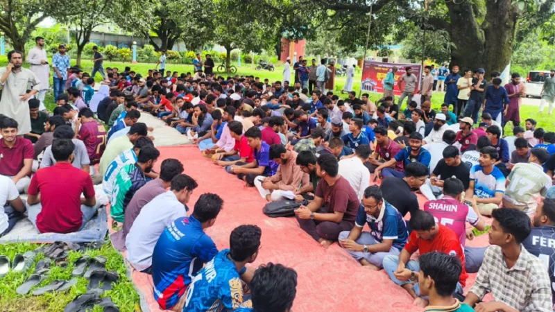 রাবিতে ‘বাকশাল’ নামে গরু জবাই করে ‘জুলাই জিয়াফত’ আয়োজন আম্মারের