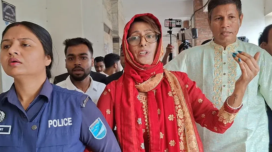 আদালতে মাথা ঘুরে পড়ে গেলেন মিষ্টি সুবাস, বললেন ‘আমাকে গুলি করে মেরে ফেলেন’